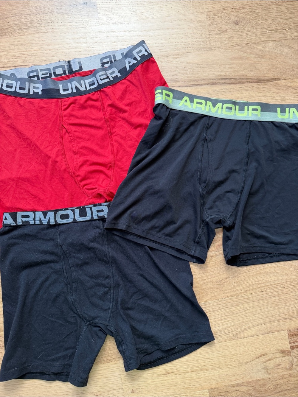 Under Armour Red/Black Boxer Brief 3-pair pack set size Youth XL